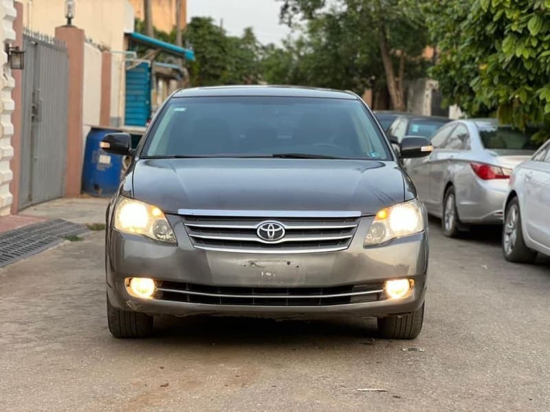 REG Toyota Avalon 2007 model