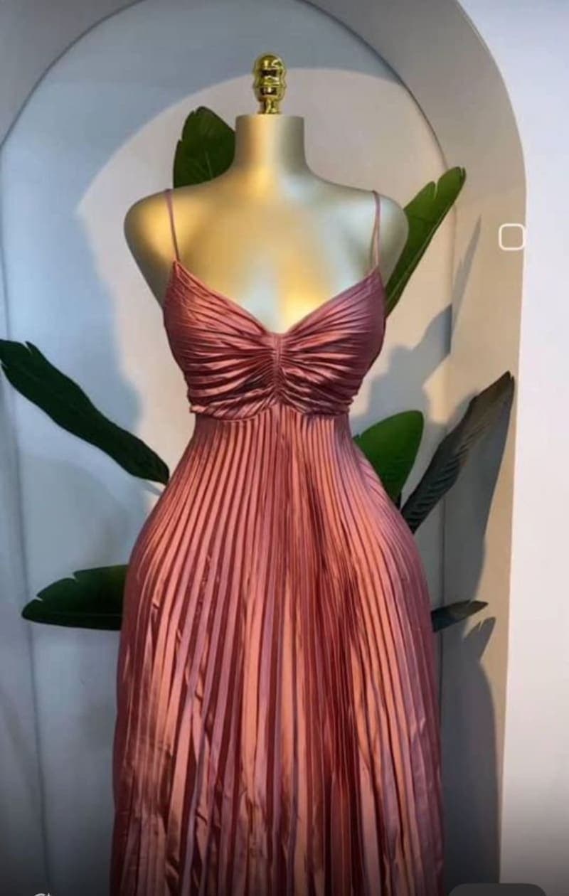 Unisex wears. Pleated Two-Piece Sets