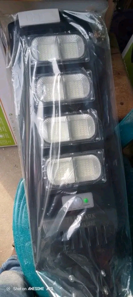 Solar streets light