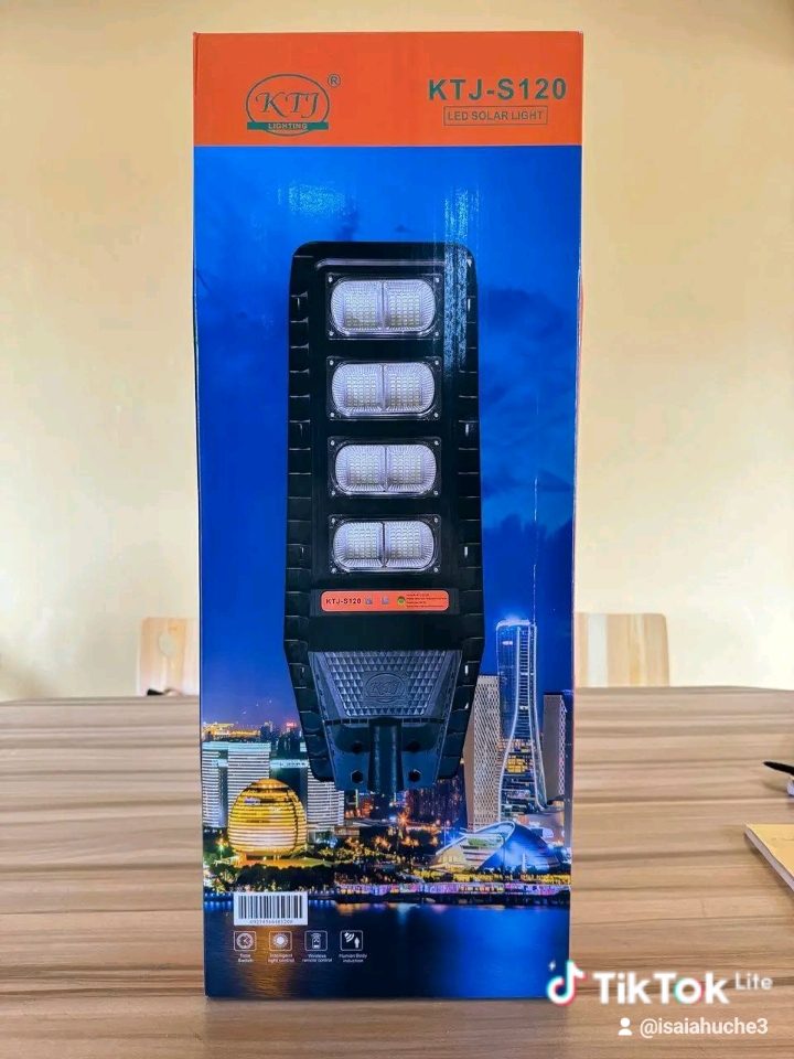 Solar streets light
