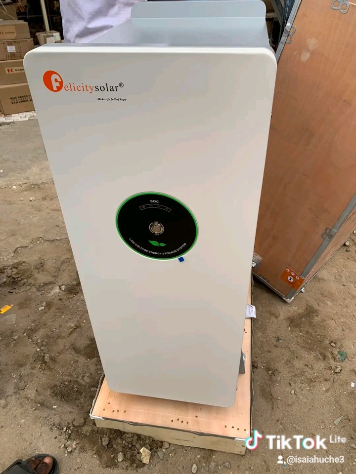 Solar  lithium battery